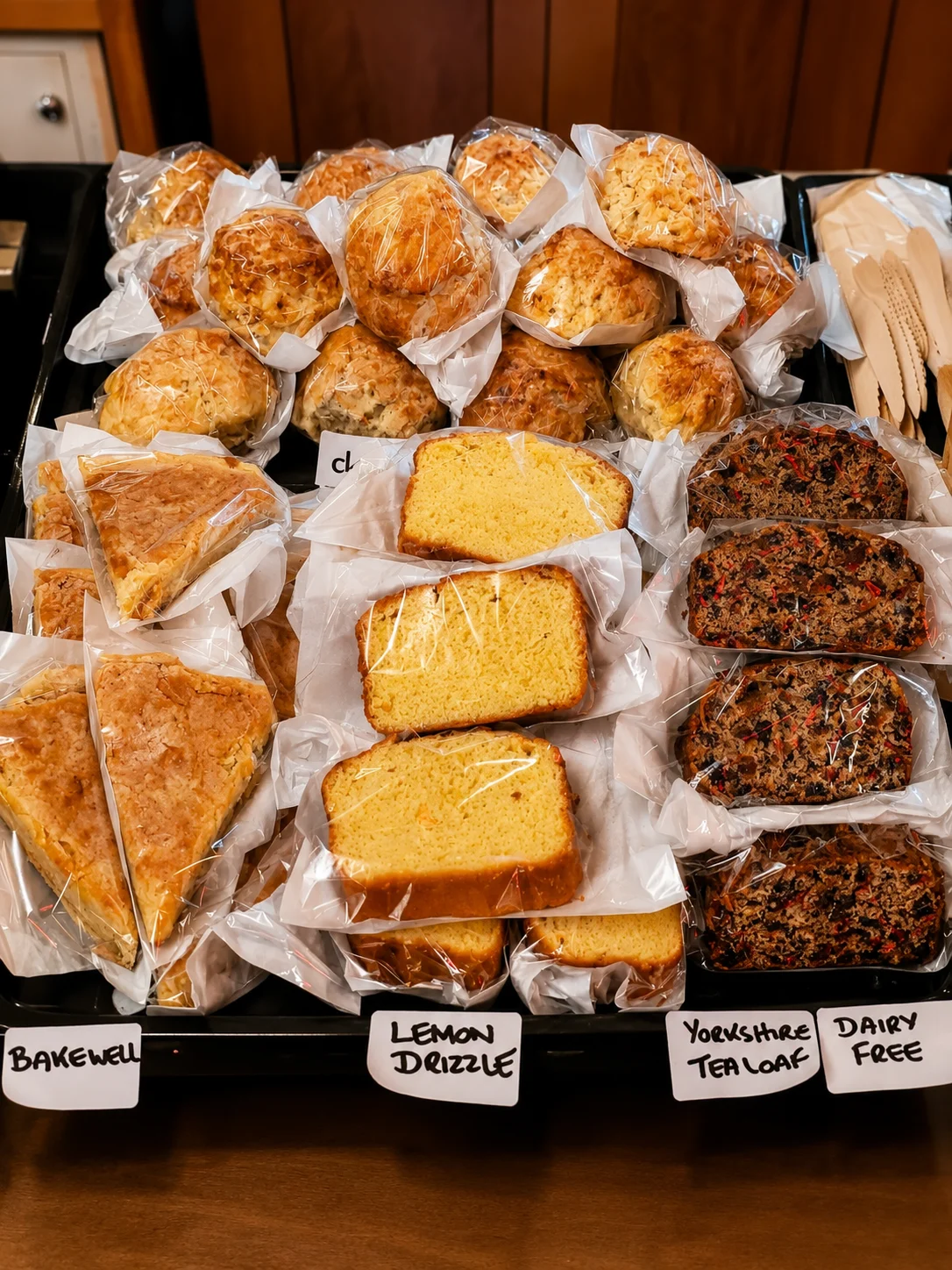 A selection of cakes, traybakes and tea loaves
